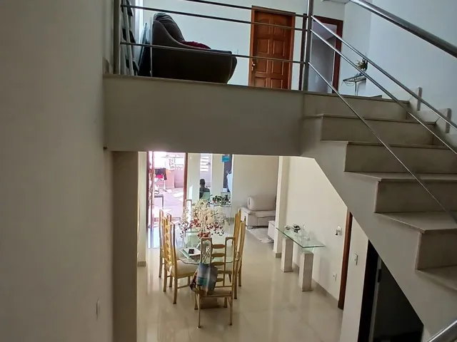Casa com 370m² 3 quartos e 3 banheiros, à venda, no bairro Serra Verde (Venda Nova) em Belo Horizonte