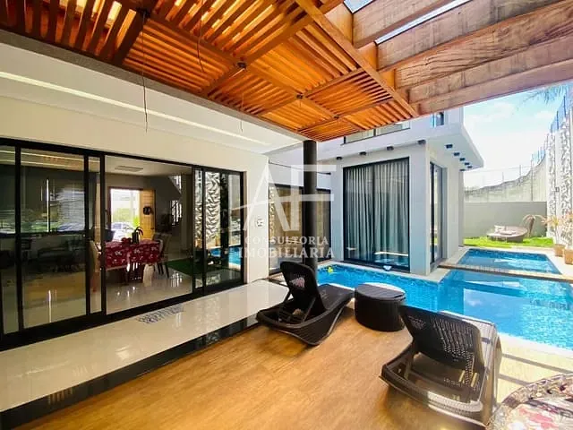 Casa com 300m² 4 quartos e 5 banheiros, à venda ou para alugar, no bairro Condomínio Residencial Tecoara em Taubaté