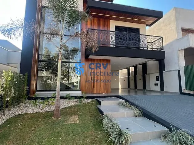 Casa com 257m² 4 quartos e 5 banheiros, à venda, no bairro Conjunto Habitacional Alexandre Urbanas em Londrina