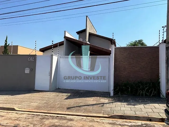 Casa com 351m² 3 quartos e 4 banheiros, à venda, no bairro RESIDENCIAL CAMBUY em ARARAQUARA