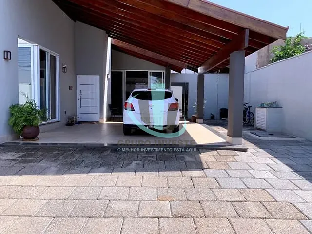 Casa com 351m² 3 quartos e 4 banheiros, à venda, no bairro RESIDENCIAL CAMBUY em ARARAQUARA
