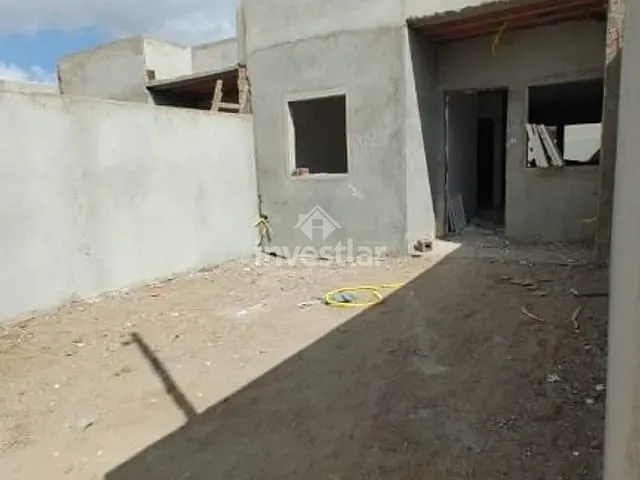 Casa 2 quartos e 1 banheiro, à venda, no bairro Três Irmãs em Campina Grande