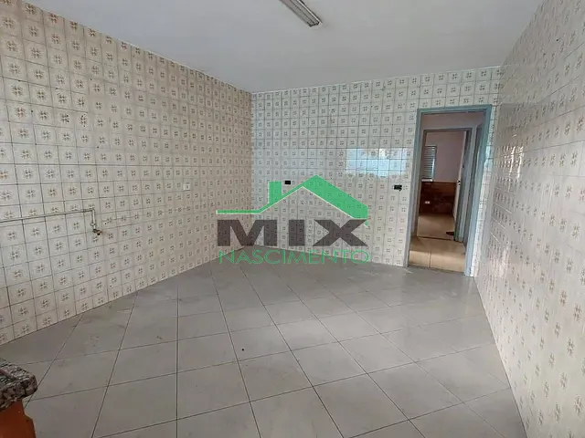 Casa com 243m² 2 quartos e 1 banheiro, à venda, no bairro Taboão em São Bernardo do Campo