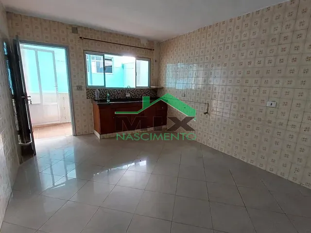 Casa com 243m² 2 quartos e 1 banheiro, à venda, no bairro Taboão em São Bernardo do Campo