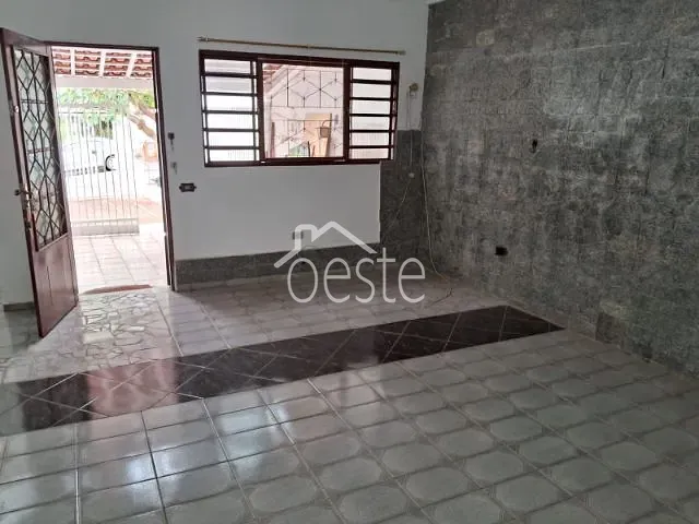 Casa com 125m² 2 quartos e 2 banheiros, à venda, no bairro Parque Residencial São Joaquim em Santa Bárbara D'Oeste