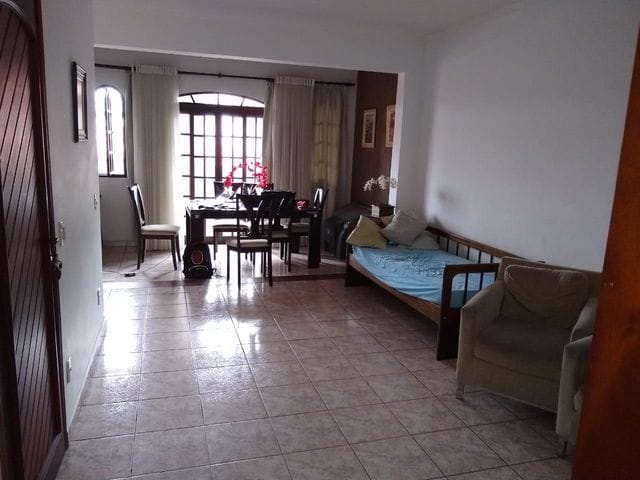 Casa com 238m² 3 quartos e 3 banheiros, à venda, no bairro Jardim São Lourenço em Bragança Paulista