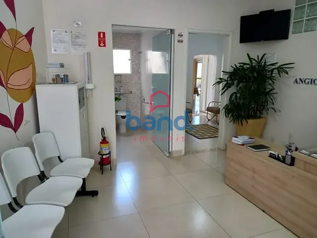 Casa com 334m² 3 quartos e 2 banheiros, à venda, no bairro Centro em Porto Feliz