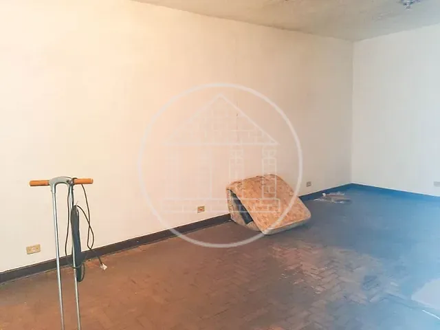 Casa com 250m² 2 quartos e 2 banheiros, à venda, no bairro Jardim São Benedito em São Paulo