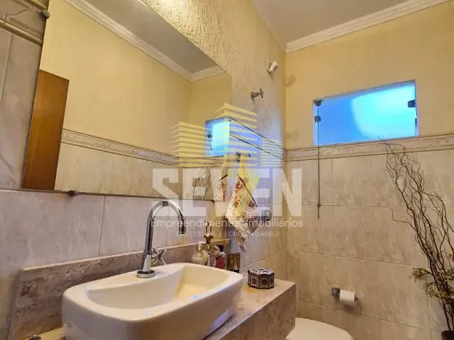 Casa com 360m² 3 quartos e 5 banheiros, à venda, no bairro Parque Jardim Europa em Bauru