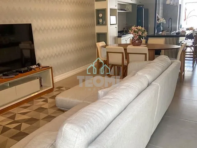 Casa com 275m² 3 quartos e 2 banheiros, à venda, no bairro Campos do Conde Chambord em Tremembé