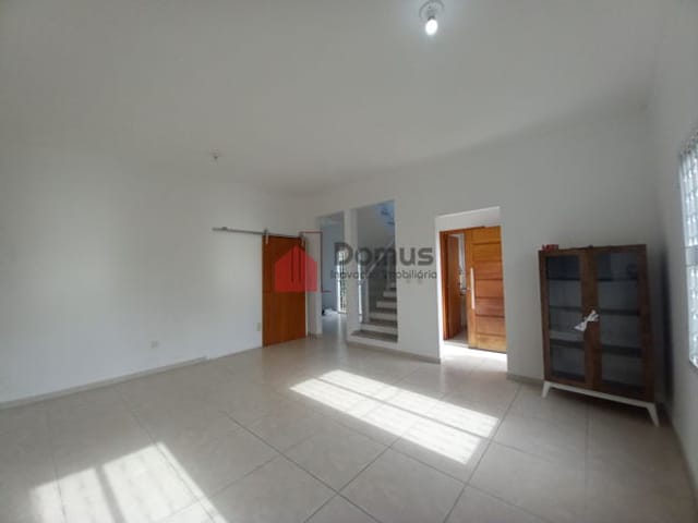 Casa com 163m², à venda, no bairro Nossa Senhora do Perpétuo Socorro em Pindamonhangaba