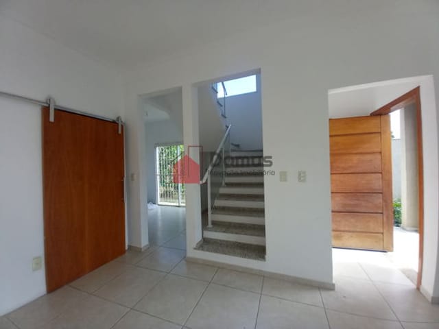 Casa com 163m², à venda, no bairro Nossa Senhora do Perpétuo Socorro em Pindamonhangaba
