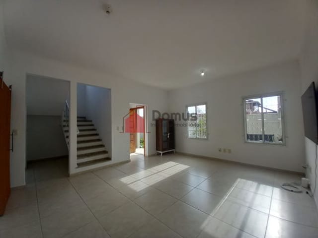 Casa com 163m², à venda, no bairro Nossa Senhora do Perpétuo Socorro em Pindamonhangaba