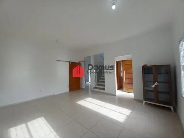 Casa com 163m², à venda, no bairro Nossa Senhora do Perpétuo Socorro em Pindamonhangaba