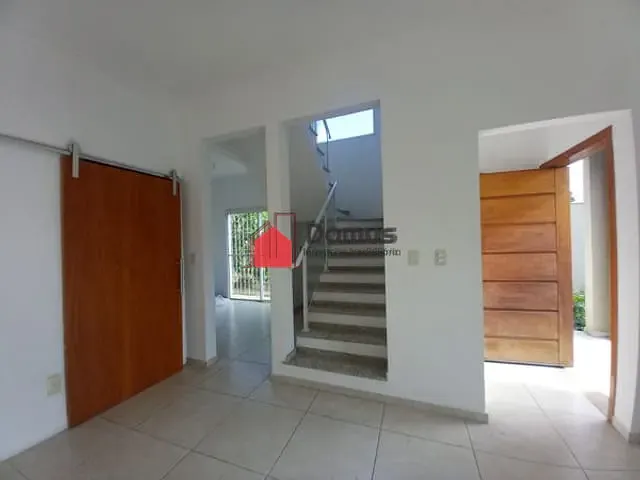 Casa com 163m², à venda, no bairro Nossa Senhora do Perpétuo Socorro em Pindamonhangaba