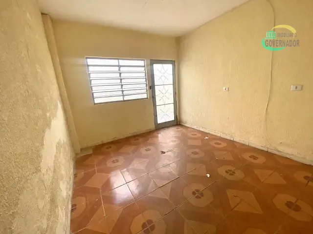 Casa com 250m² 2 quartos e 1 banheiro, para alugar, no bairro Jardim Cristina em Campinas