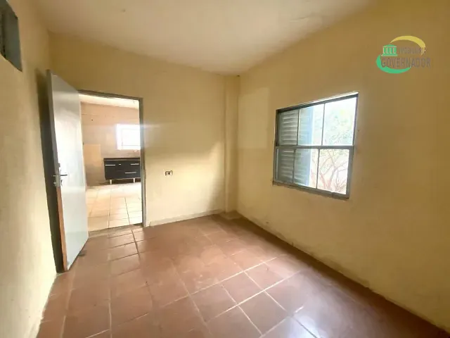 Casa com 250m² 2 quartos e 1 banheiro, para alugar, no bairro Jardim Cristina em Campinas