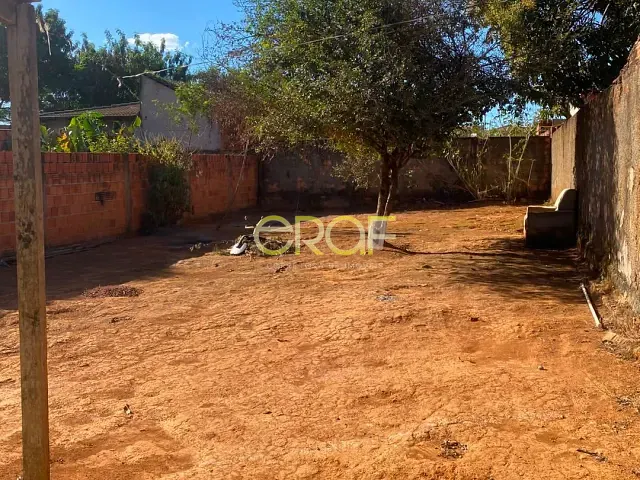 Casa 1 quarto e 1 banheiro, à venda ou para alugar, no bairro Parque Vila Verde em Formosa