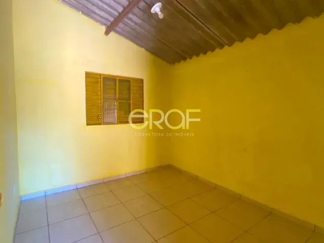 Casa 1 quarto e 1 banheiro, à venda ou para alugar, no bairro Parque Vila Verde em Formosa