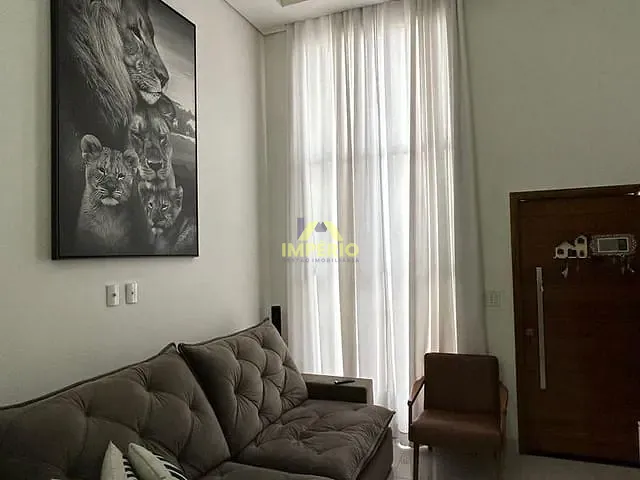 Casa com 240m² 3 quartos e 2 banheiros, à venda, no bairro Jardim Guarujá em Salto