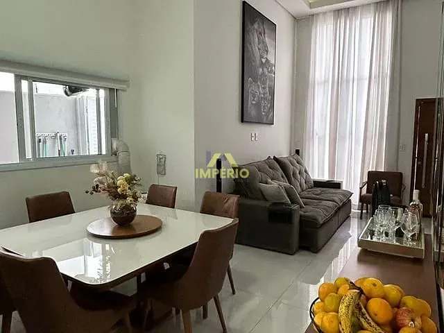 Casa com 240m² 3 quartos e 2 banheiros, à venda, no bairro Jardim Guarujá em Salto