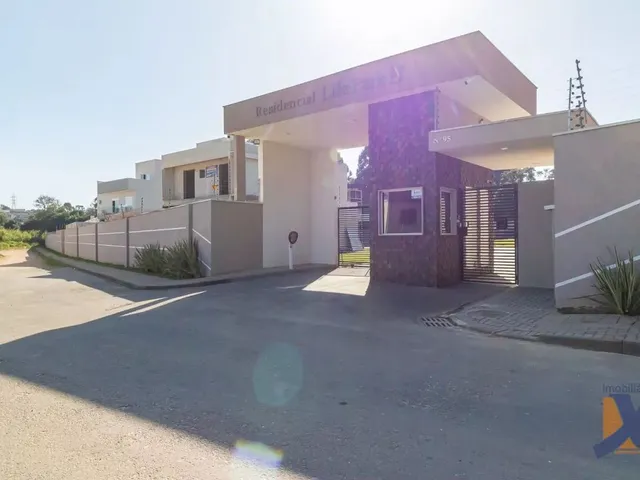 Casa com 200m² 3 quartos e 3 banheiros, à venda, no bairro Vila Guaraci em Colombo
