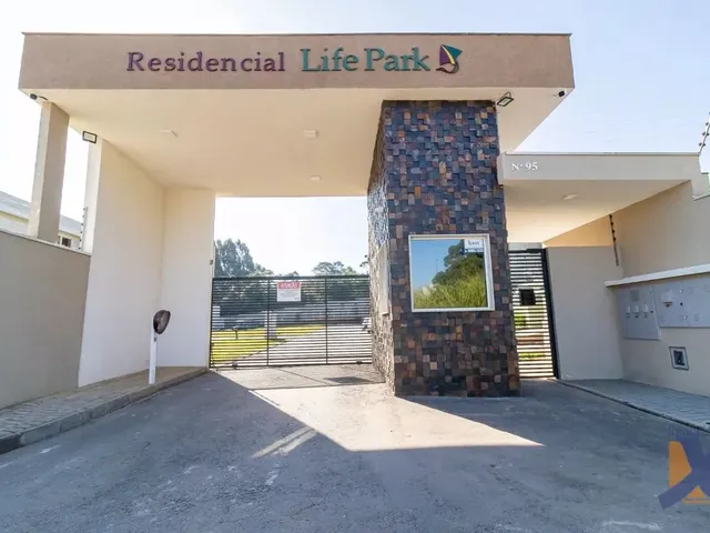 Casa com 200m² 3 quartos e 3 banheiros, à venda, no bairro Vila Guaraci em Colombo
