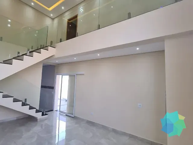 Casa com 180m² 3 quartos e 2 banheiros, à venda, no bairro Jardim Guarujá em Salto