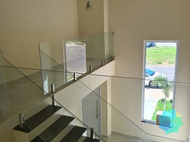 Casa com 180m² 3 quartos e 2 banheiros, à venda, no bairro Jardim Guarujá em Salto