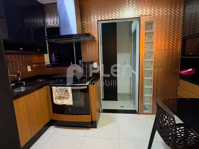 Casa 3 quartos e 4 banheiros, à venda, no bairro Chora Menino em São Paulo