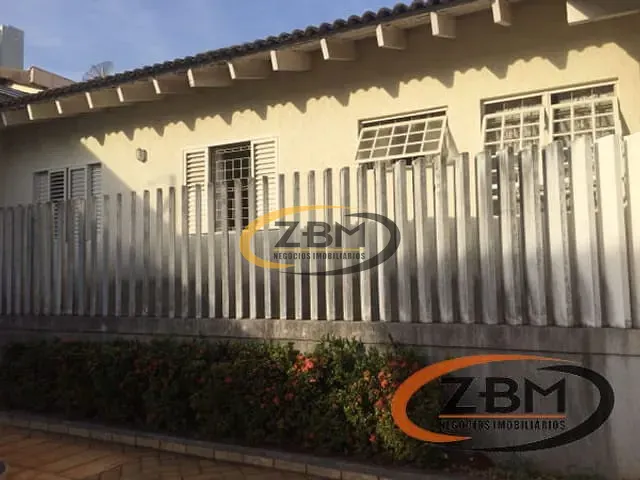 Casa com 700m² 5 quartos e 5 banheiros, à venda ou para alugar, no bairro Lago Parque em Londrina