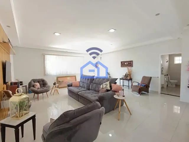 Casa com 490m² 4 quartos e 5 banheiros, à venda, no bairro Jardim das Gaivotas em Caraguatatuba