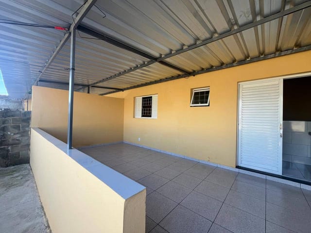 Casa com 380m² 1 quarto e 1 banheiro, à venda, no bairro Jardim Lisa em Campinas