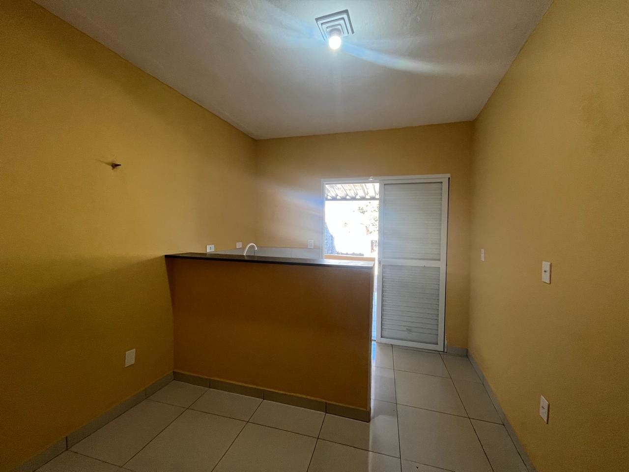 Casa, 1 quarto, 150 m² - Foto 6