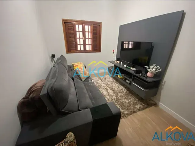 Casa 3 quartos e 2 banheiros, à venda, no bairro Villa Branca em Jacareí