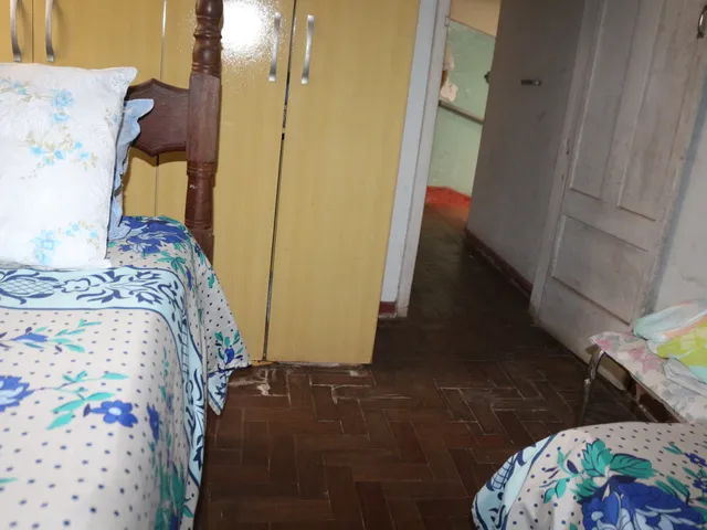 Casa com 280m² 5 quartos e 3 banheiros, à venda, no bairro Caiçaras em Belo Horizonte