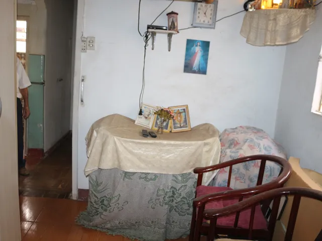 Casa com 280m² 5 quartos e 3 banheiros, à venda, no bairro Caiçaras em Belo Horizonte