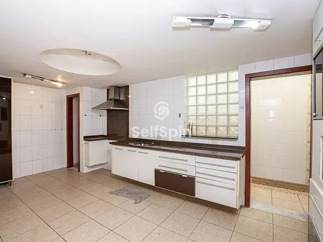 Casa com 405m², para alugar, no bairro São Francisco em Niterói