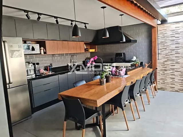 Casa 3 quartos e 2 banheiros, à venda, no bairro Jardim Shangai em Jundiaí