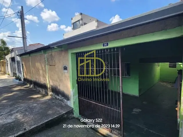 Casa com 250m² 3 quartos e 1 banheiro, à venda, no bairro Jardim Nova Manchester em Sorocaba