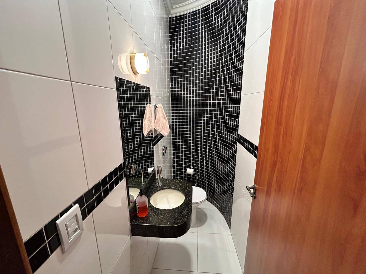 Casa, 3 quartos, 300 m² - Foto 4