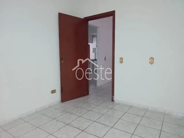 Casa com 150m² 3 quartos e 2 banheiros, para alugar, no bairro Vila Bela em Americana