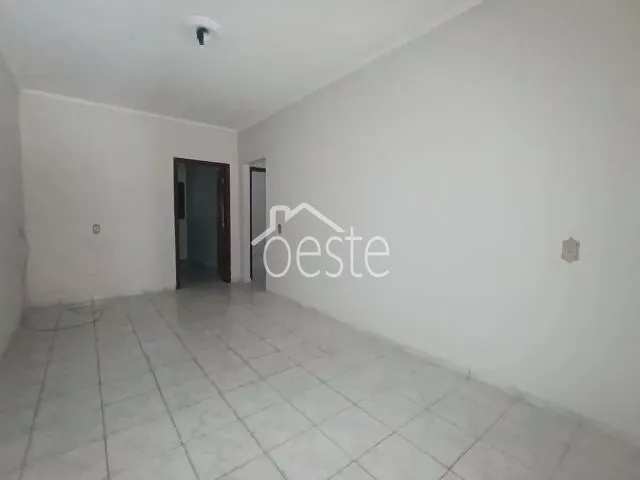 Casa com 150m² 3 quartos e 2 banheiros, para alugar, no bairro Vila Bela em Americana