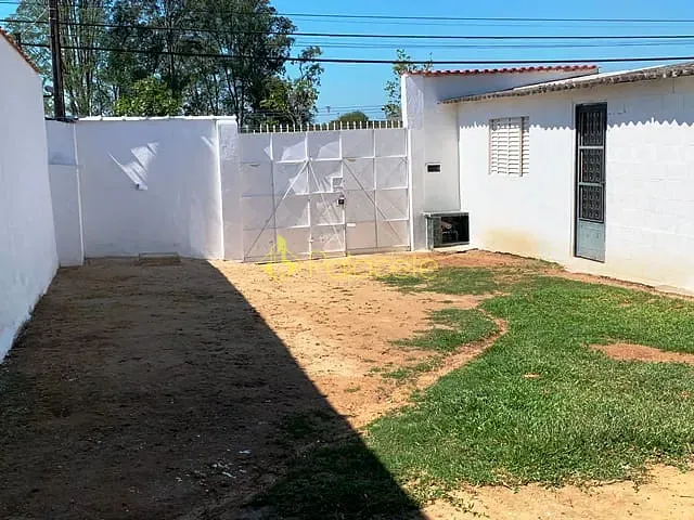 Casa com 250m² 2 quartos e 1 banheiro, à venda, no bairro Delta em Pindamonhangaba