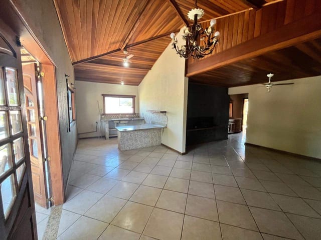 Foto do Sobrado - Casa para locação 3 quartos , 1 suites , Itaipu, Niterói, RJ | SelfSpin