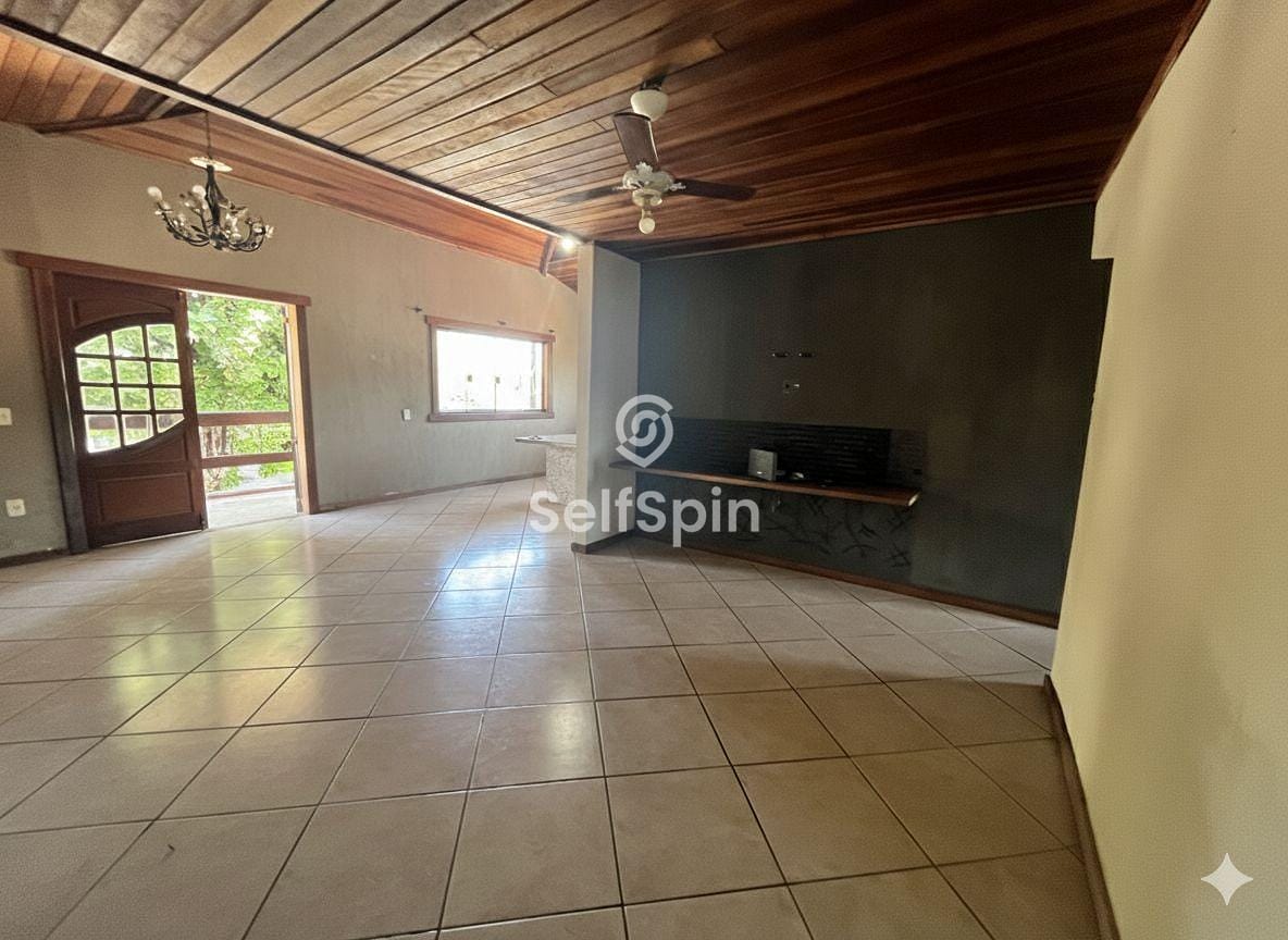 Casa, 3 quartos, 159 m² - Foto 1