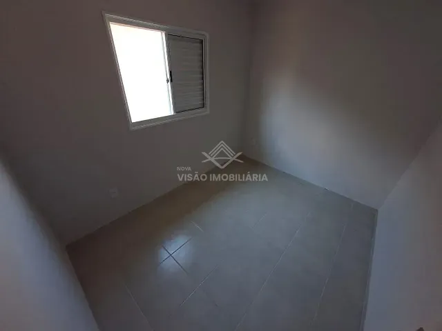 Casa 2 quartos e 1 banheiro, para alugar, no bairro Loteamento Bom Jardim em Sinop