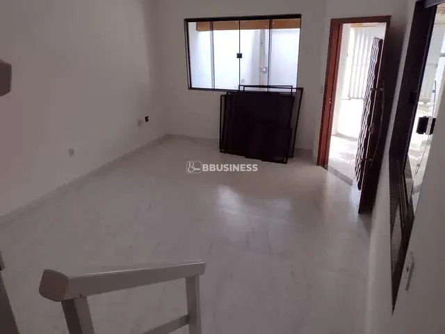 Casa 3 quartos e 2 banheiros, à venda, no bairro Parque Julião Nogueira em Campos dos Goytacazes