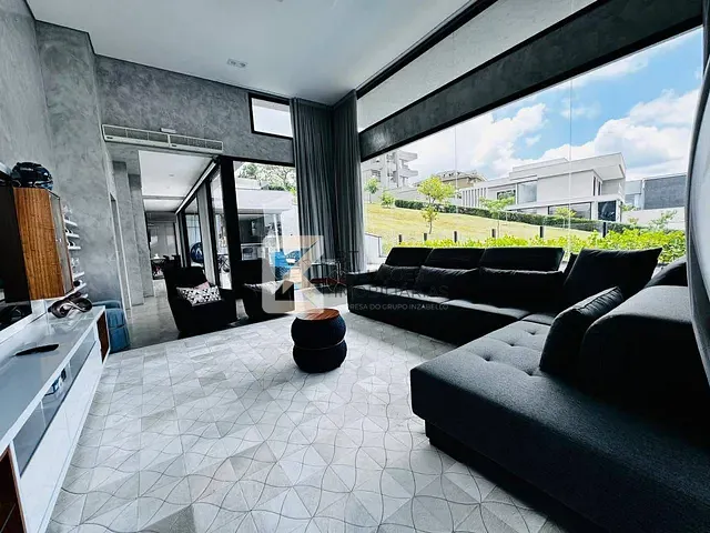 Casa com 560m² 4 quartos e 5 banheiros, à venda, no bairro Alphaville em Santana de Parnaíba
