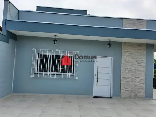 Casa com 570m², à venda, no bairro Parque das Nações em Pindamonhangaba